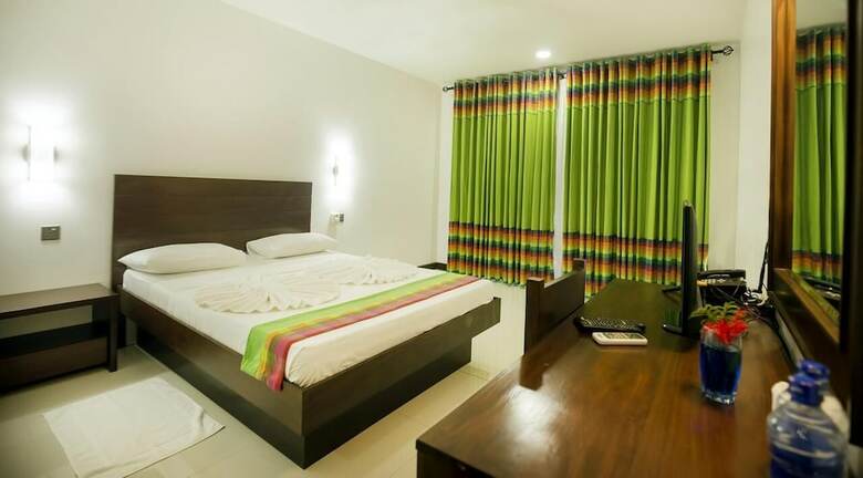 Hotel Lavendish Wild Safari Resort