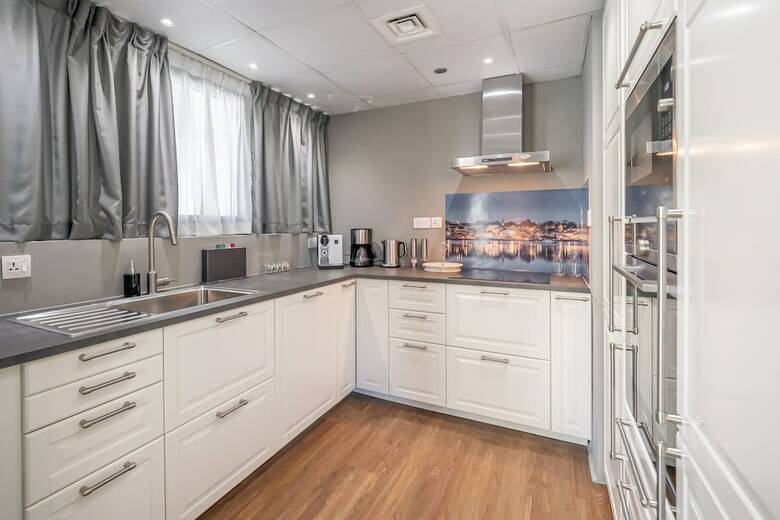 Apartamento Luton Vacation Homes Marina Residence