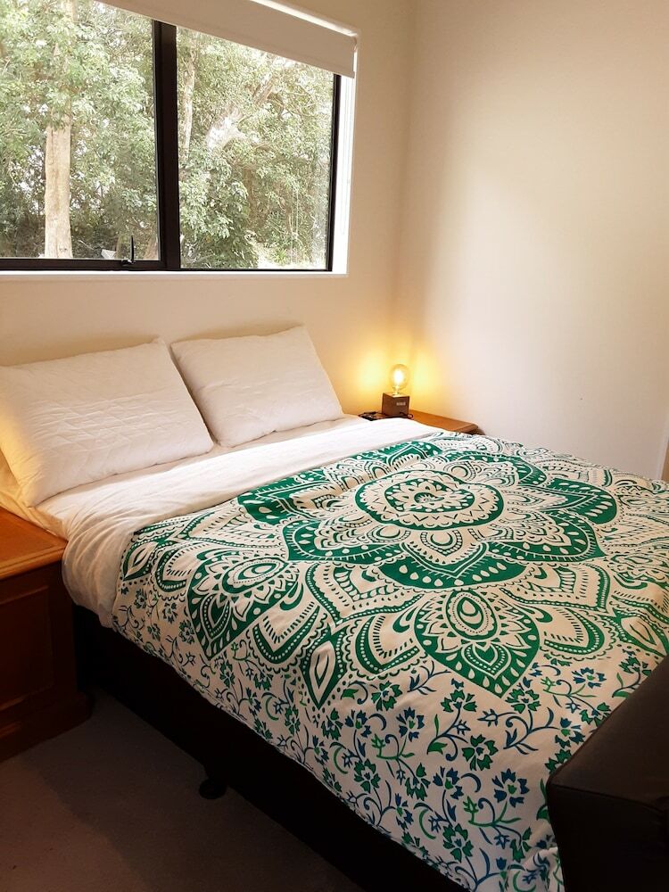 Hotel Madhuban - Waterfront In Whangaroa