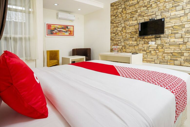 Oyo 1411 Djakarta Hotel Syariah