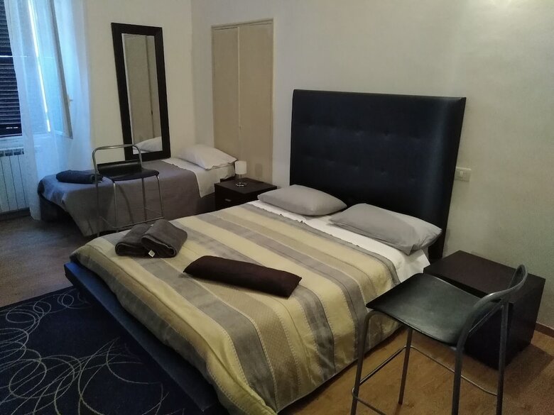 Bed & Breakfast H.h