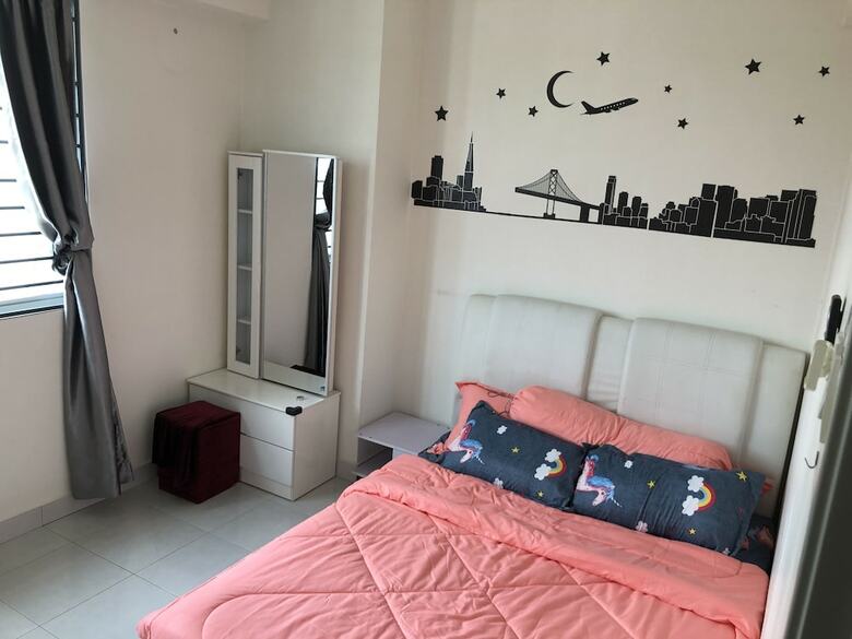 Apartamentos Cozy Homestay At Main Place
