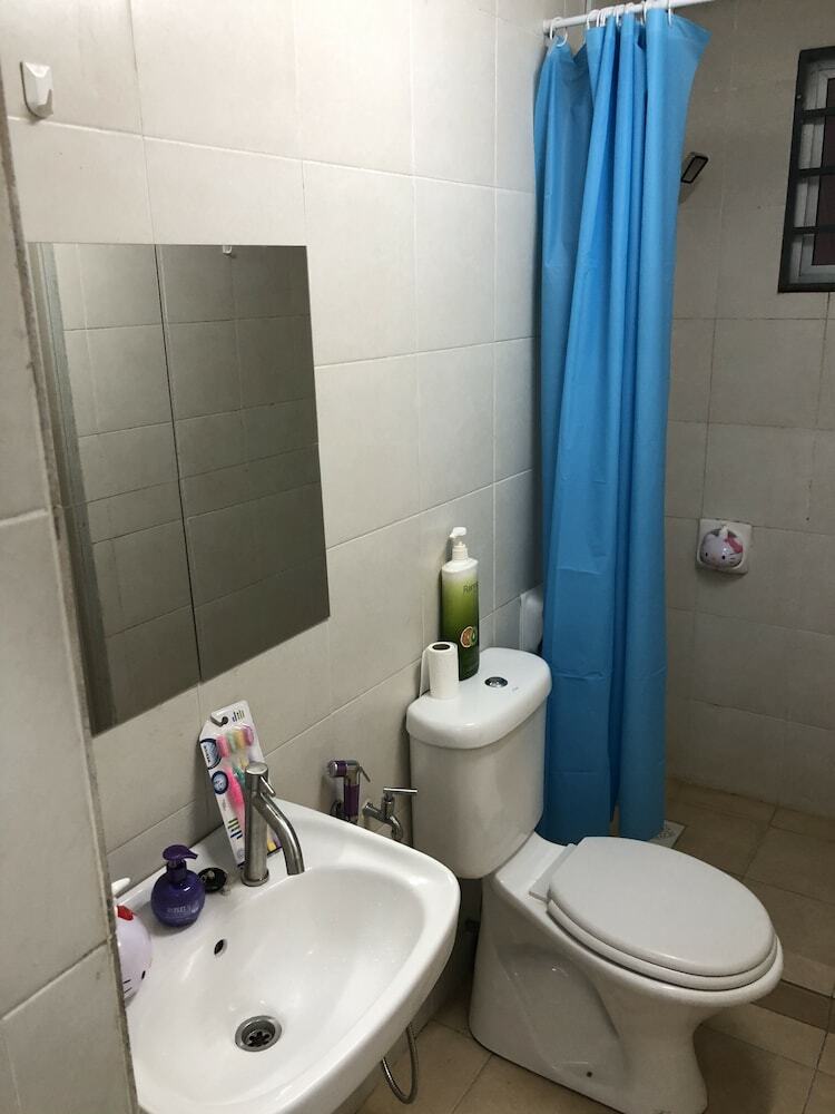 Apartamentos Cozy Homestay At Main Place