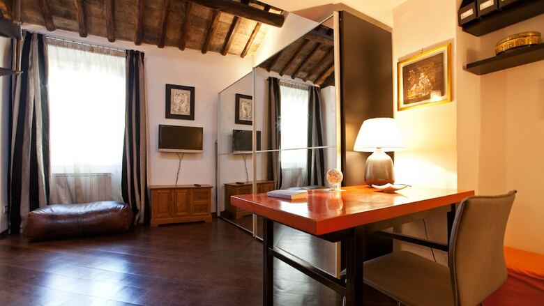 Apartamento Rental In Rome Loft Cappellari