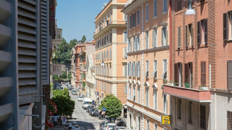 Apartamento Rental In Rome Marco Aurelio