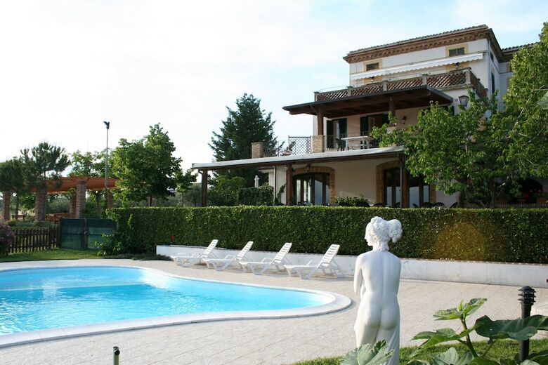 Agroturismo Agriturismo Villa Fiore