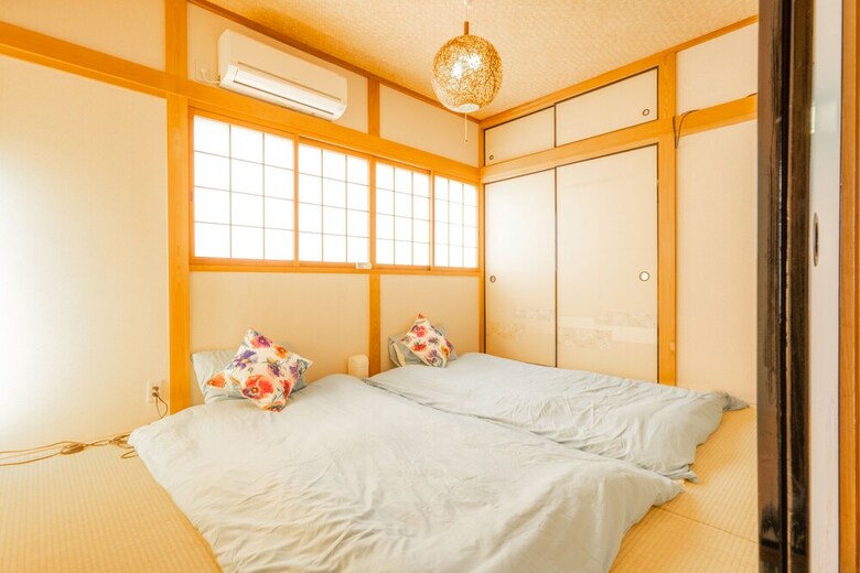 Sakuragawa No Hakugetu Osaka Castle Villa