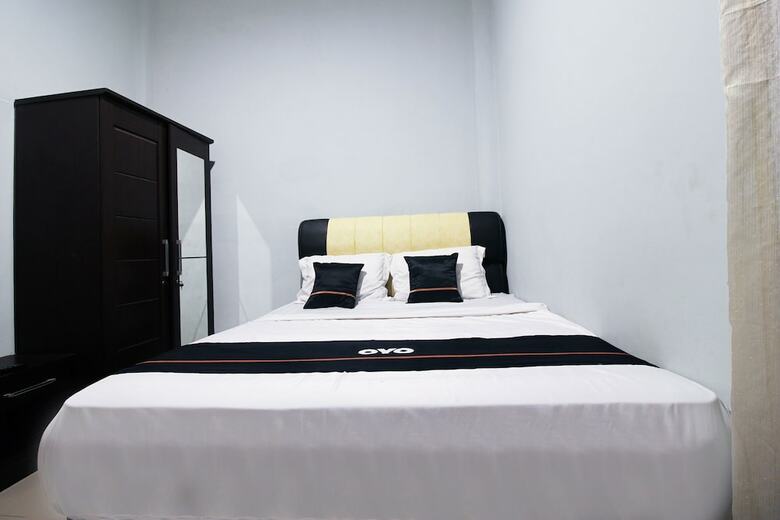 Hostal Oyo 2659 B'rasco Homestay
