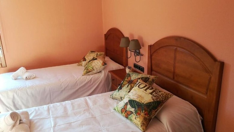 Hostal Torreblanca & Nuevo Eco Urbi�n