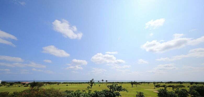 City 1500 Sf 2br Condom 4f Sea View