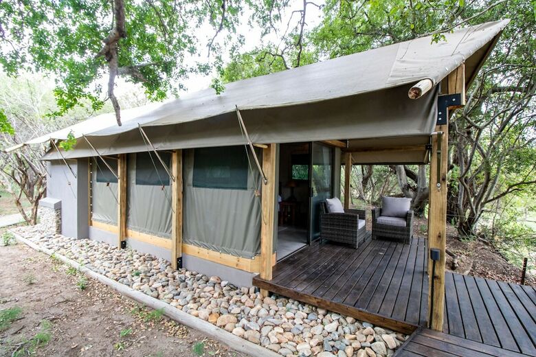 Little Africa Safari Lodge