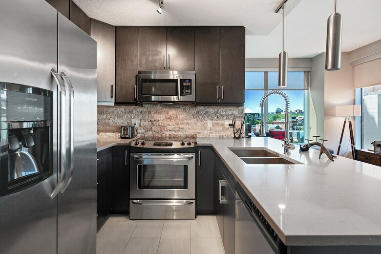 Apartamentos Simply Comfort. Modern Downtown Condos