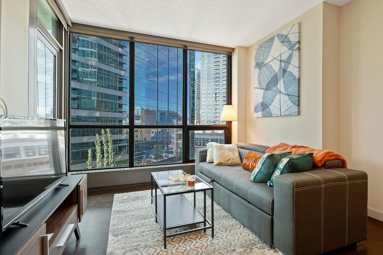 Apartamentos Simply Comfort. Modern Downtown Condos