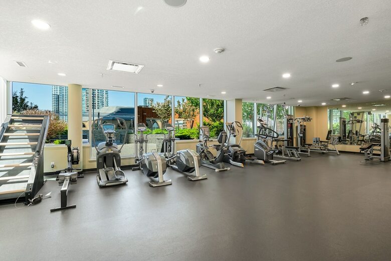 Apartamentos Simply Comfort. Modern Downtown Condos