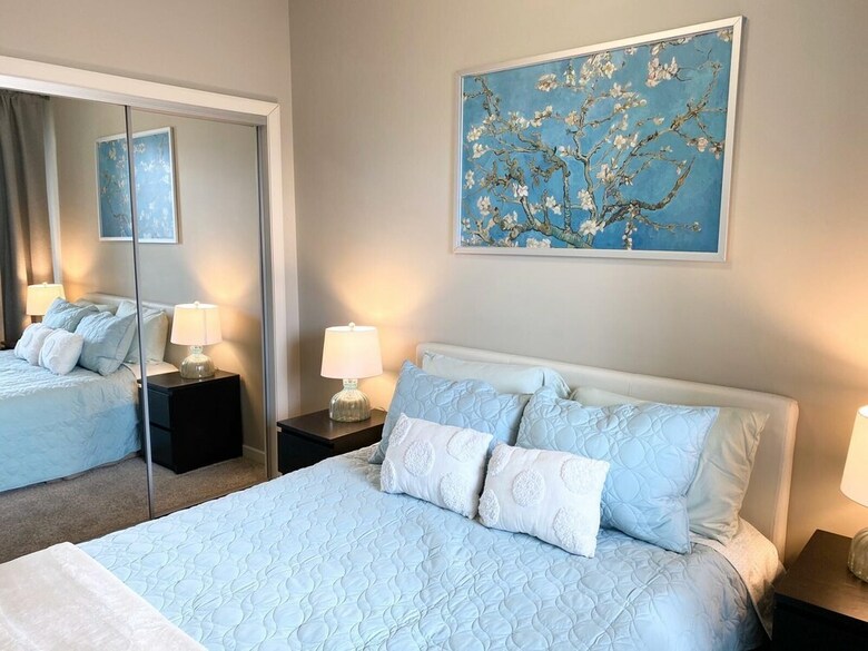 Apartamentos Simply Comfort. Modern Downtown Condos