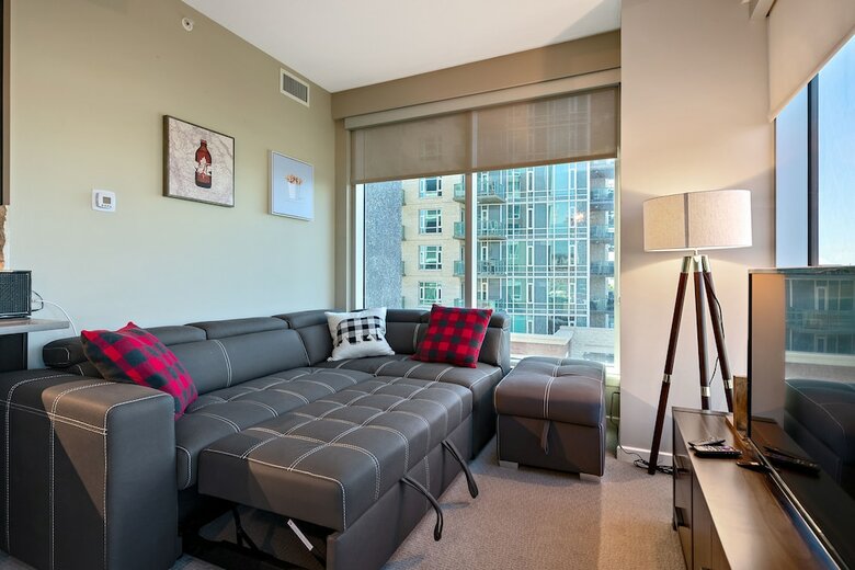 Apartamentos Simply Comfort. Modern Downtown Condos