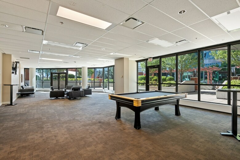 Apartamentos Simply Comfort. Modern Downtown Condos