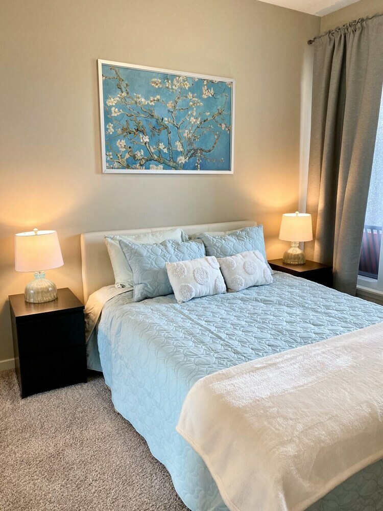 Apartamentos Simply Comfort. Modern Downtown Condos