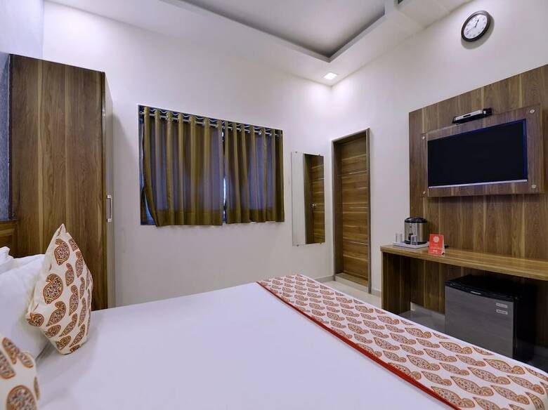 Hotel Golden Berry