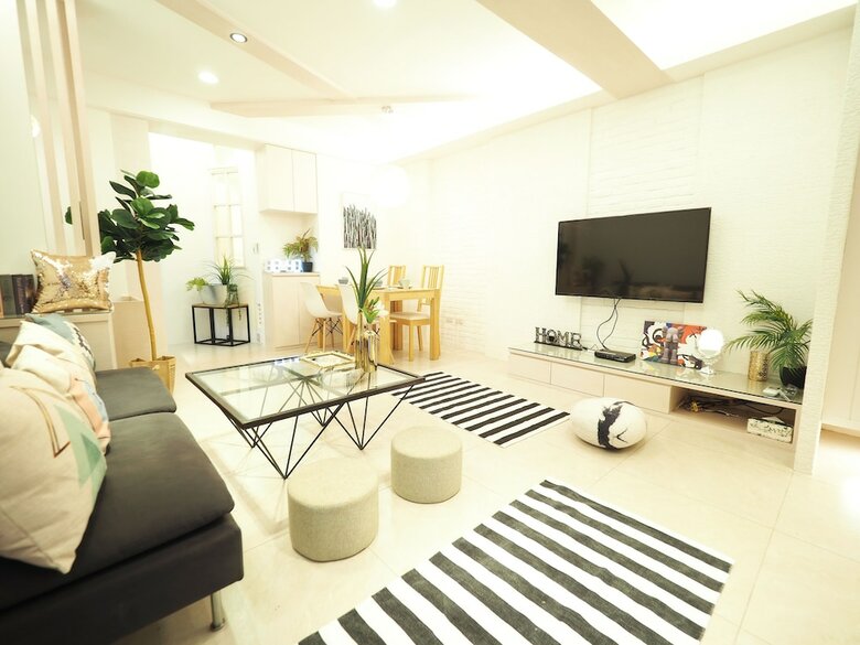Apartamentos Next To Linjiang Night Market