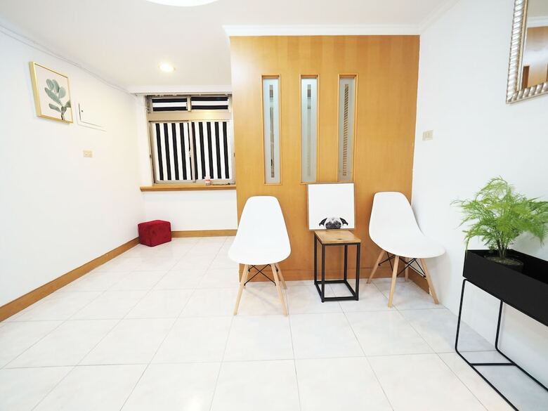 Apartamentos Next To Linjiang Night Market