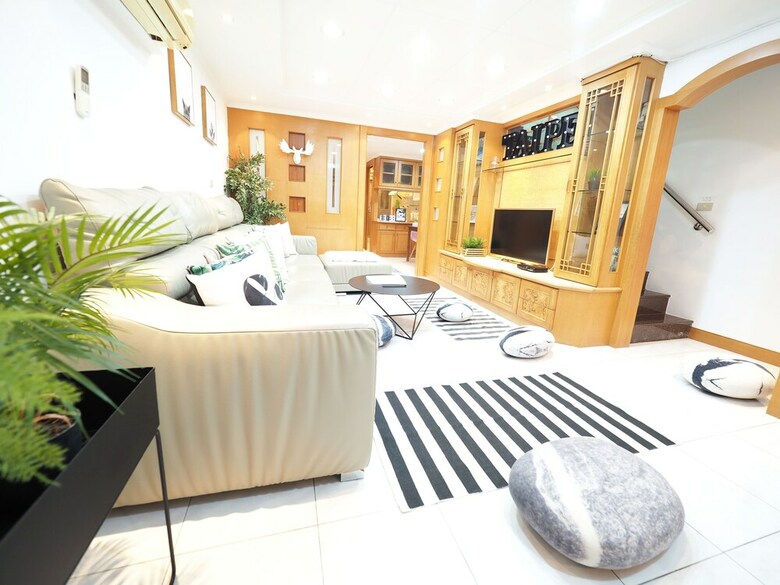 Apartamentos Next To Linjiang Night Market