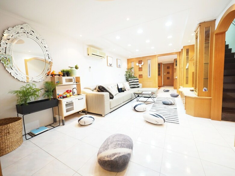 Apartamentos Next To Linjiang Night Market