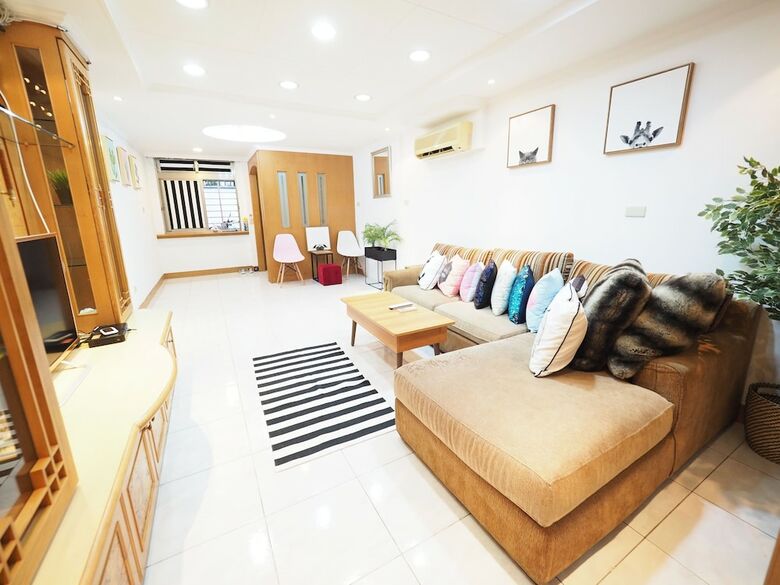Apartamentos Next To Linjiang Night Market