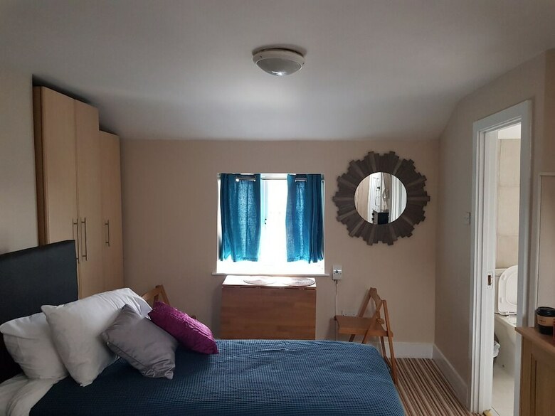 Bed & Breakfast Kgt House