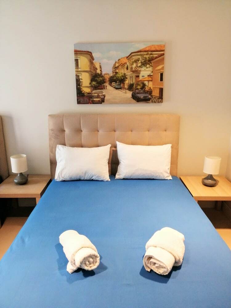 Luxurious Apartment In Acropolis