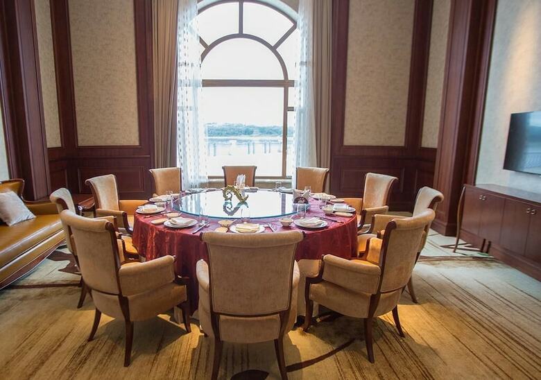 Yinjian Jianguo Hotel Heihe