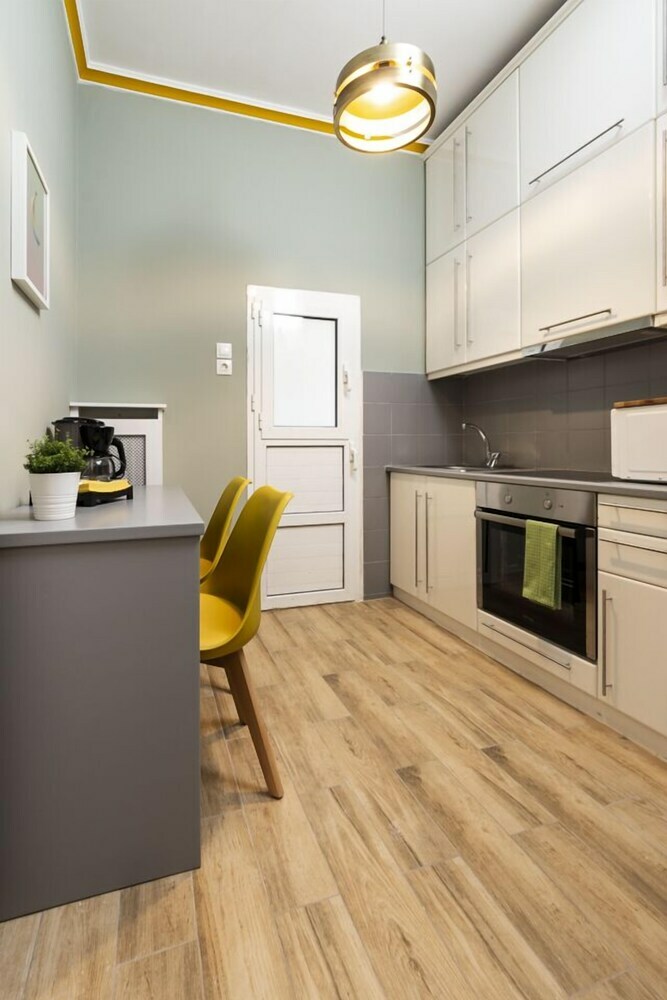 Villa Ingenuity Flat Near The Zappeion Park