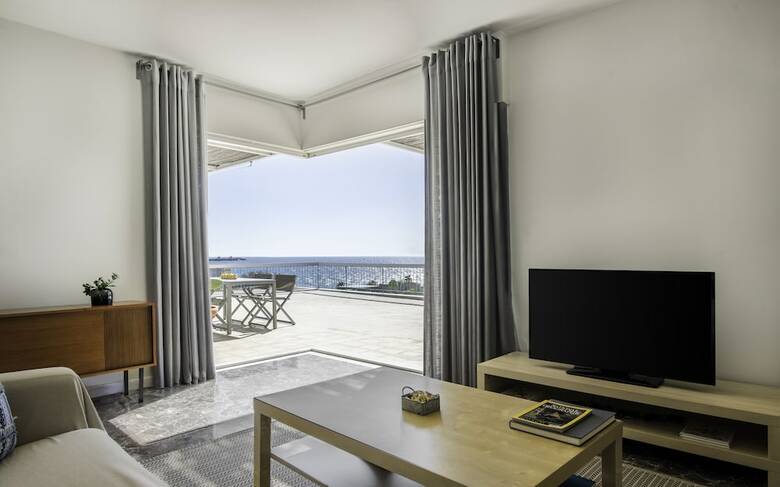 Apartamentos Sea View Beach Penthouse ? Athens Coast