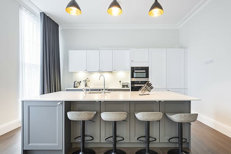 Holborn Flat 7 � Beautiful 2 Bed Apartment Near Russell Square