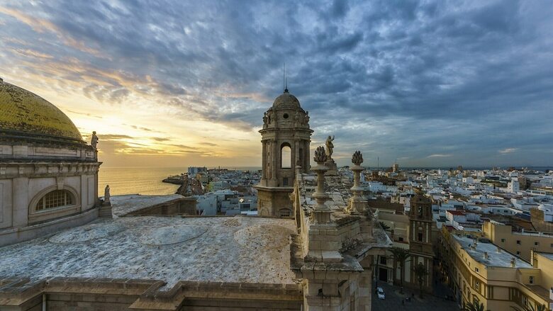 Hostal Planeta Cadiz Hostel