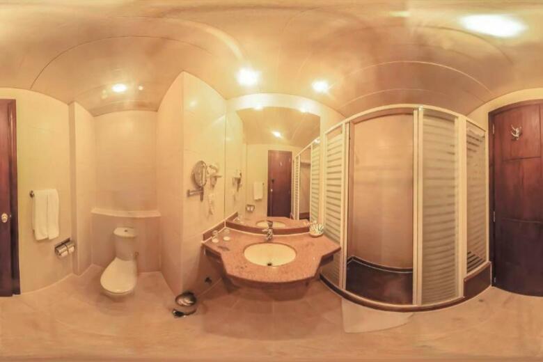 Hotel Regency Plaza Aqua Park And Spa Resort