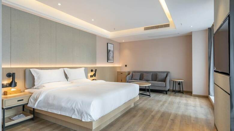 Vyluk Hotel Hongqihegou Subway Station