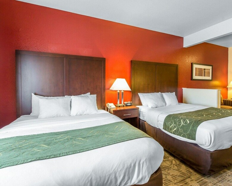 Hotel Comfort Suites Palm Desert I-10