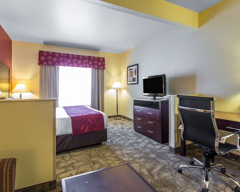Hotel Comfort Suites Palm Desert I-10