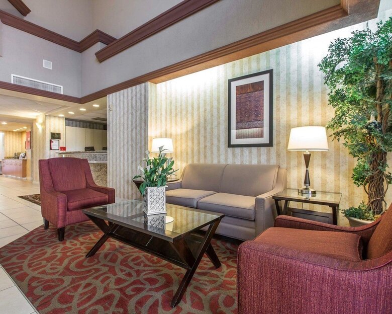 Hotel Comfort Suites Palm Desert I-10