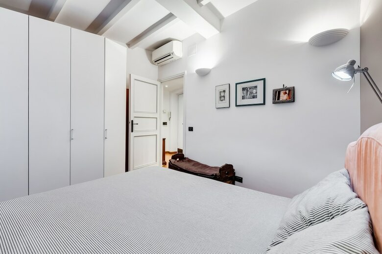 Apartment In Campo de Fiori With Netflix