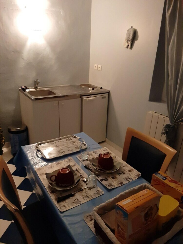 Apartamento Studio In Thilouze, With Enclosed Garden And Wifi