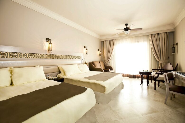Hotel Sunrise Grand Select Arabian Beach Resort