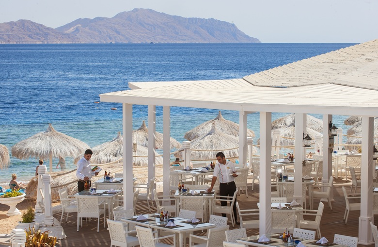 Hotel Sunrise Grand Select Arabian Beach Resort