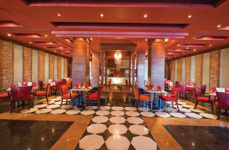 Hotel Sunrise Grand Select Arabian Beach Resort
