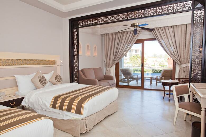 Hotel Sunrise Grand Select Arabian Beach Resort