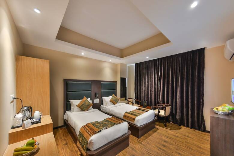 Hotel Golden Tulip Kashmir