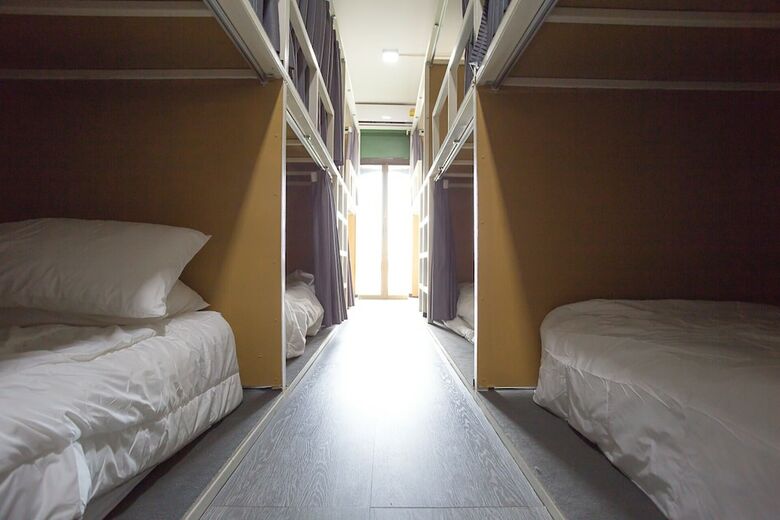 Hostal Around Hostel - Adults Only