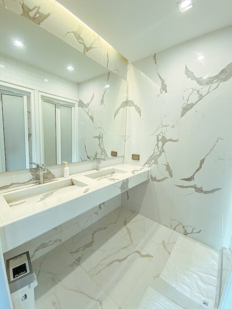 Hotel Yakthai Poshtel