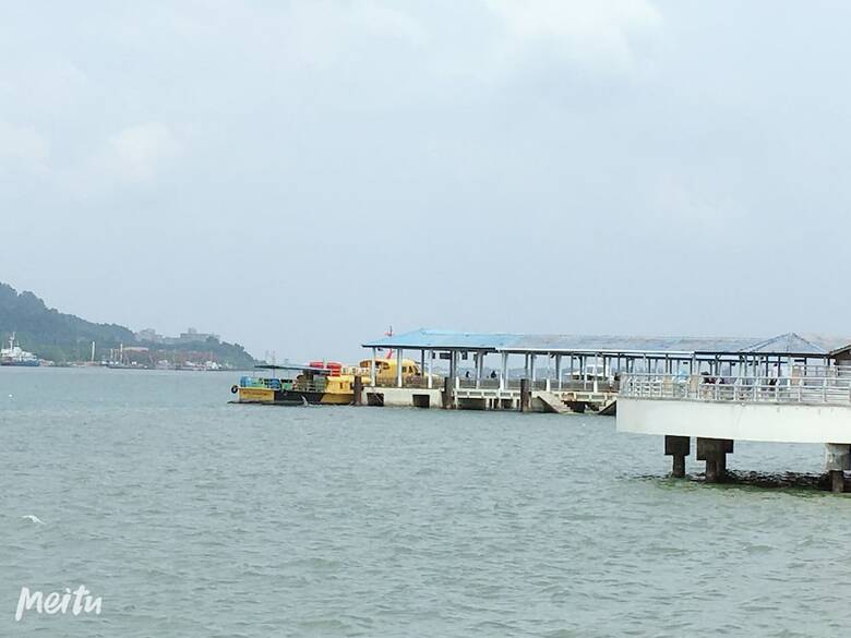 Dindings Pantai Desair Apartment By Dpd